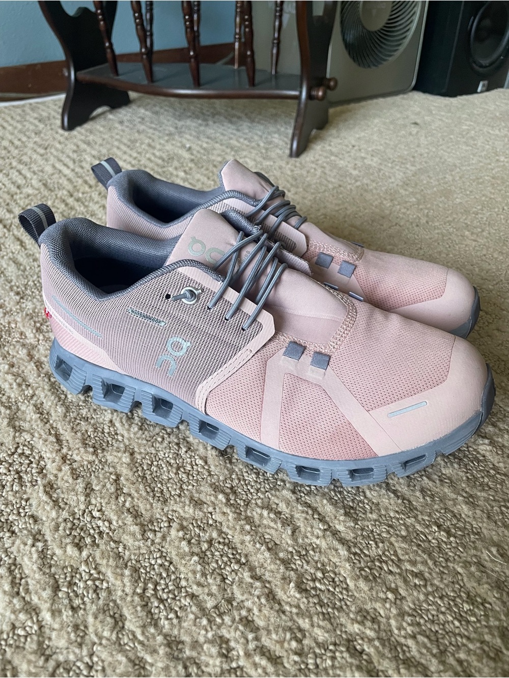 On Running Women’s Pink and Gray Cloud Athletic Sneakers